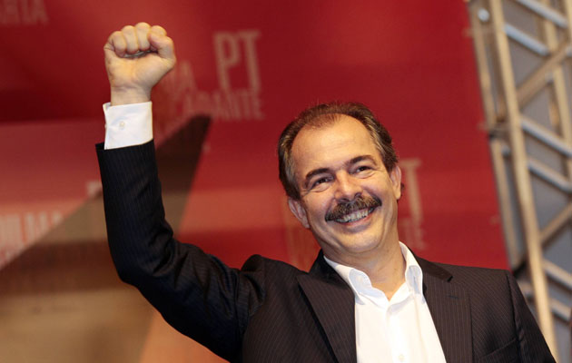 Senador Aloízio Mercadante concorre ao governo de São Paulo pelo PT