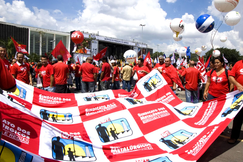 Uma caravana com mais de 100 trabalhadores de Sorocaba e Região também participou do ato em São Paulo