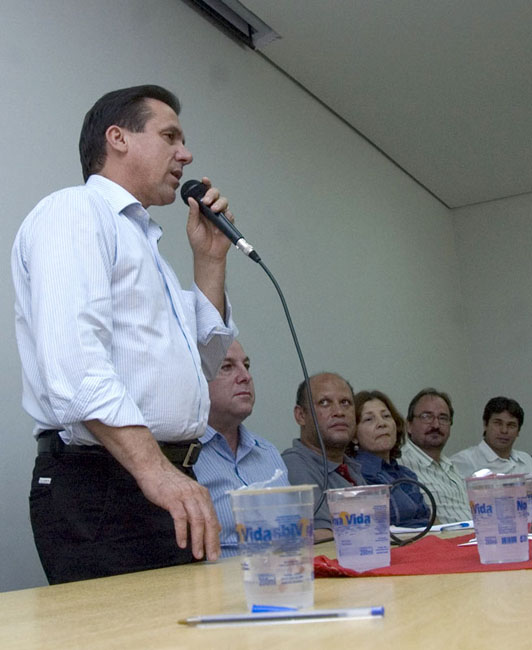 Palestra do prefeito Luiz Marinho, na sede do Sindicato dos Metalúrgicos, reuniu lideranças de diversas cidades da região de Sorocaba
