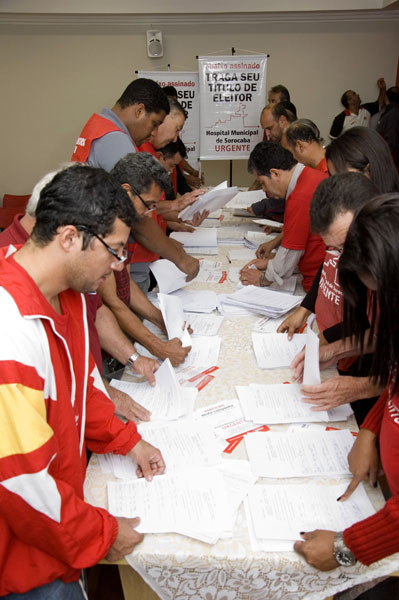 Contagem das assinaturas foi realizada sábado, dia 12, no Sindicato dos Metalúrgicos; mas ainda dá tempo do eleitor aderir ao projeto de lei