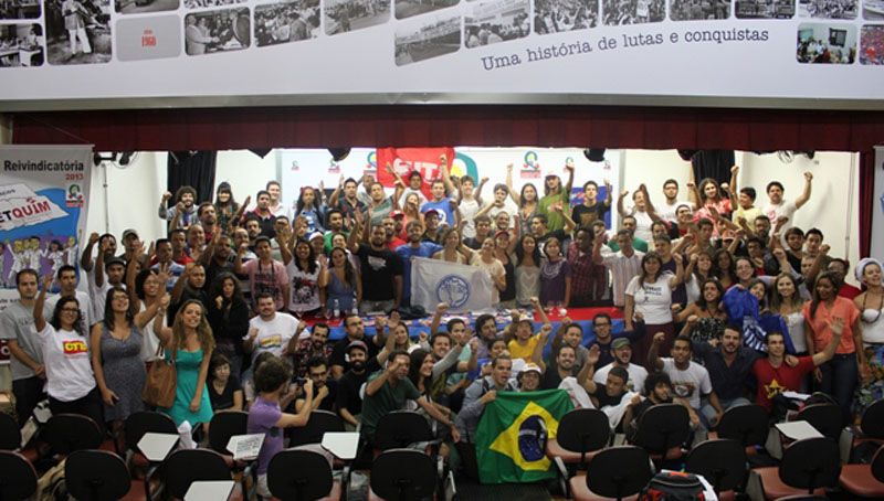 No Sindicato dos Químicos de São Paulo, movimentos sociais ligados à Jventude aprovaram e lançaram o Manifesto  que balizará as ações da Jornada