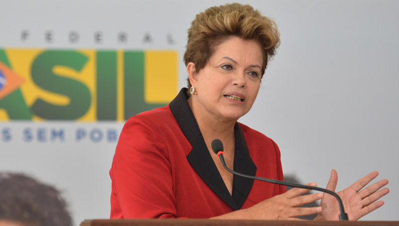 Dilma durante o anúncio das novas medidas de proteção ao consumidor