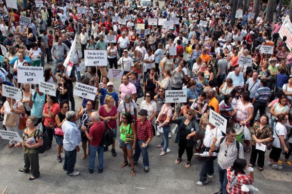 25% da categoria aderiu à paralisação, a expectativa é que até sexta-feira (26), quando o movimento faz nova assembleia, a adesão chegue à 85%.