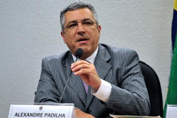 Padilha anuncia novas medidas em audiência pública na Comissão de Assuntos Sociais do Senado