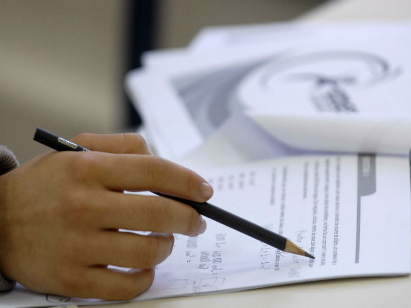 A participação no Enem é também pré-requisito para concorrer a bolsas de estudo nos programas Universidade para Todos (ProUni) e Ciência sem Fronteira