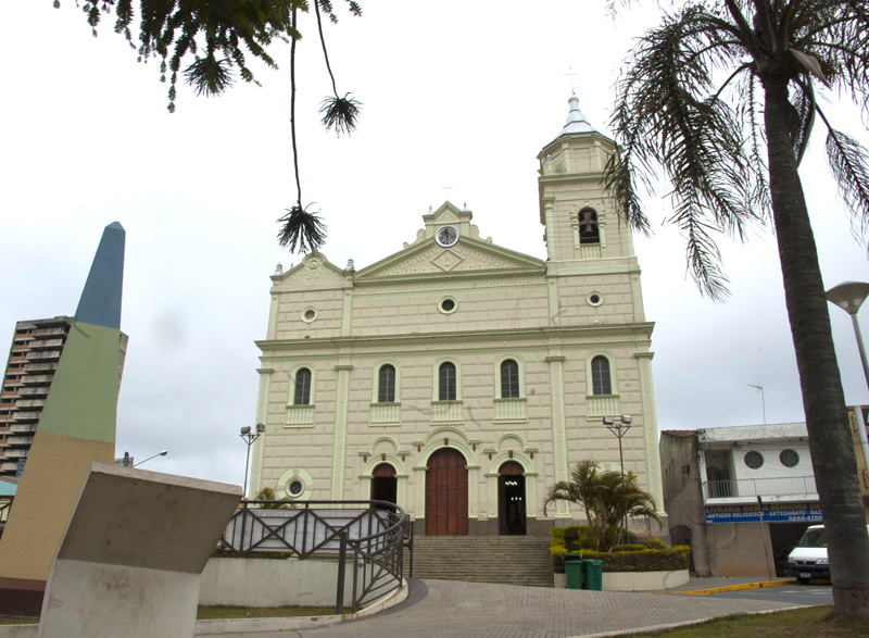 Fiéis vão se concentrar em frente à Igreja Matriz de Piedade, às 13h, no domingo