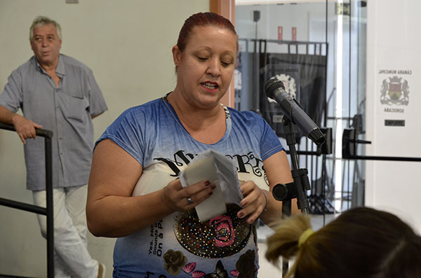 Solange de Fátima cobra vaga em creche para seu neto de dois anos