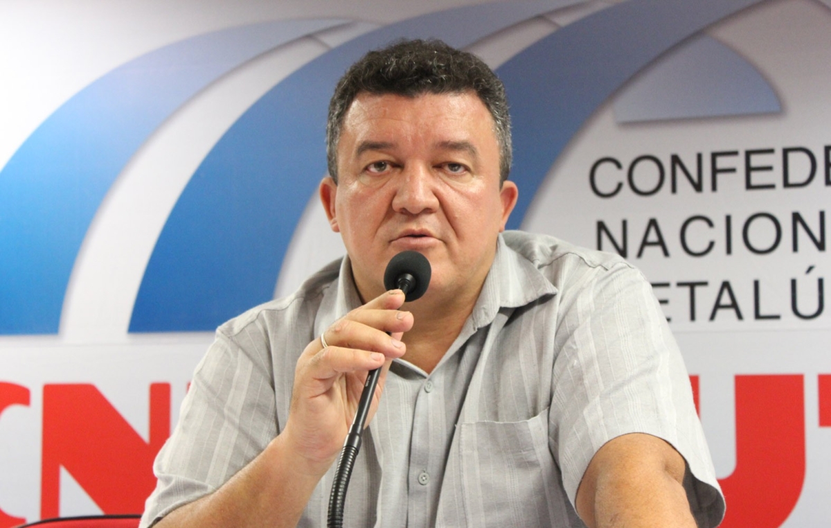 Segundo presidente da CNM/CUT Paulo Cayres apenas duas categorias têm contratos coletivos nacionais no Brasil: os bancários e os petroleiros