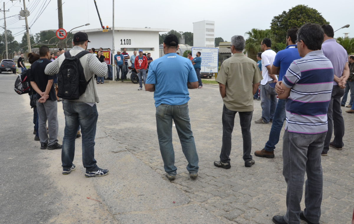 Até o momento a empresa ainda não procurou o Sindicato para abrir negociações