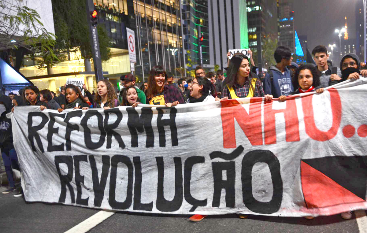 Protesto contra a reforma do Ensino Médio em São Paulo, em setembro. (Foto: Rovena Rosa/Agência Brasil) 