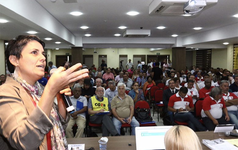 Joana, do Ipea: desigualdade entre homens e mulheres no Brasil não permite eliminar diferenças para efeito de aposentadoria (Foto: Roberto Parizzoti)