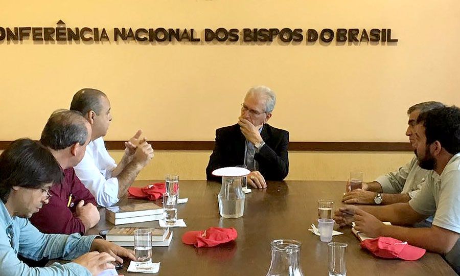 O encontro aconteceu na quarta-feira, dia 5, na sede da Conferência Nacional dos Bispos do Brasil, em Brasília