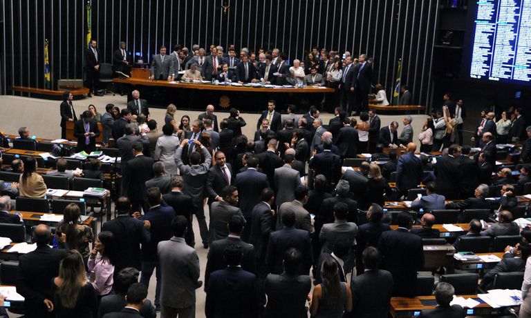 Na Câmara, o governo joga suas fichas em projetos de reforma trabalhista e previdenciária