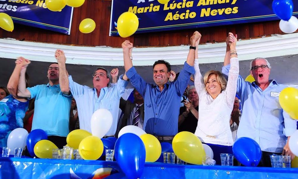 Em 2013, Aécio Neves esteve em Sorocaba ao lado dos deputados Vitor Lippi e Maria Lúcia Amary participando de encontro do PSDB com lideranças da região