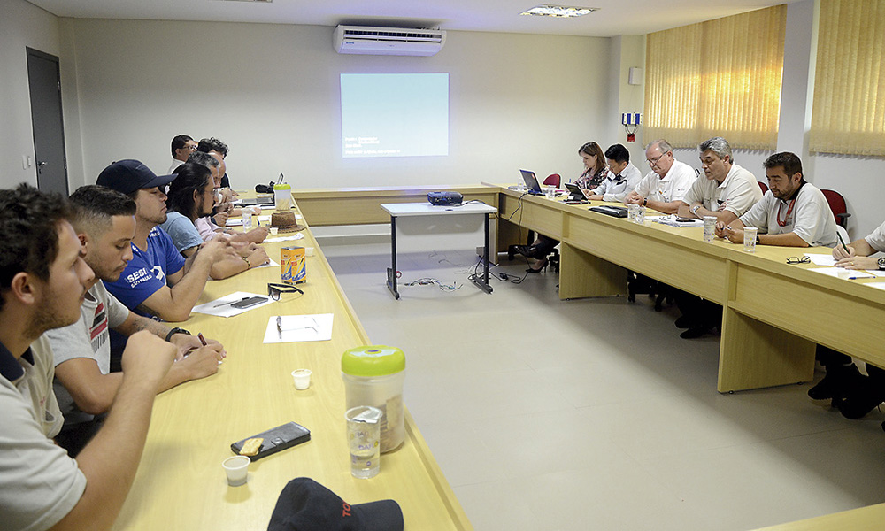 Membros do CSE da Toyota e da direção executiva do SMetal participaram da reunião, que aconteceu na sede do Sindicato