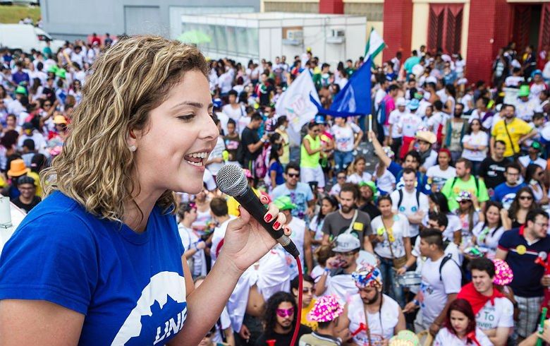 Em Belo Horizonte, UNE revive época da redemocratização e defende eleições diretas para substituir Temer