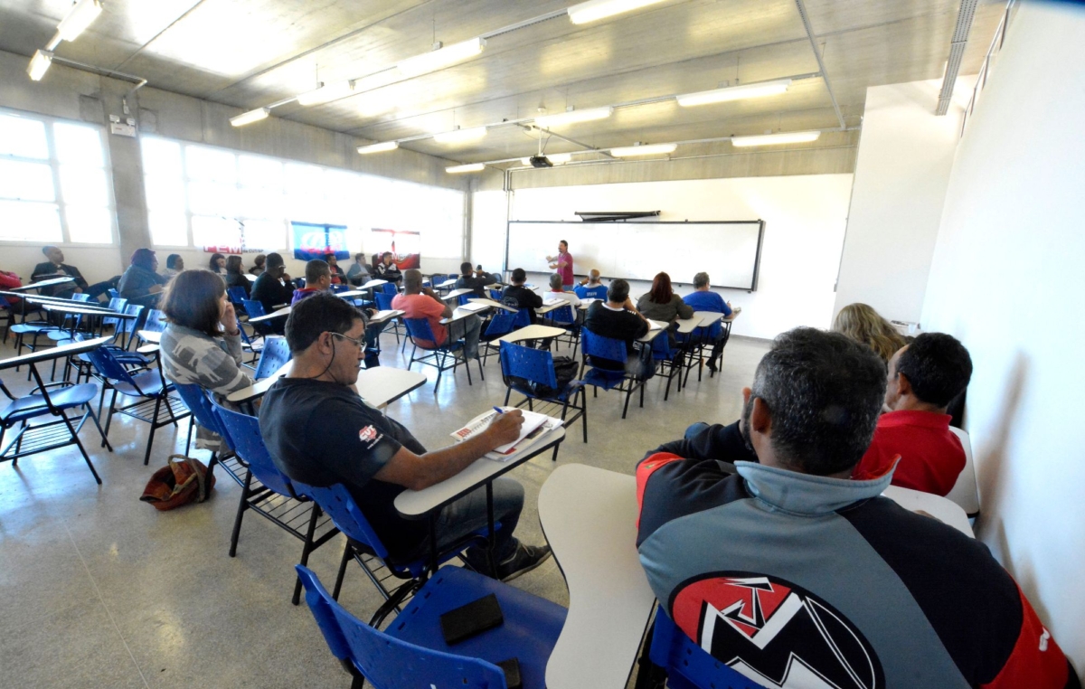 A parceria entre a Federação Estadual dos Metalúrgicos da CUT (FEM) e a Universidade Federal de São Carlos tem como objetivo romper a barreira entre a sociedade e o meio acadêmico.