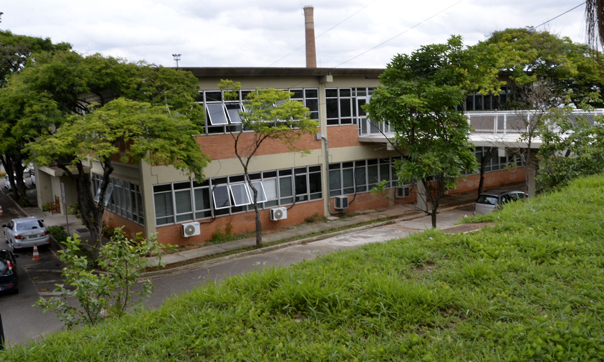 O campus Sorocaba do IFSP fica na rua Maria Cinto de Biagi, 130, Jardim Santa Rosália