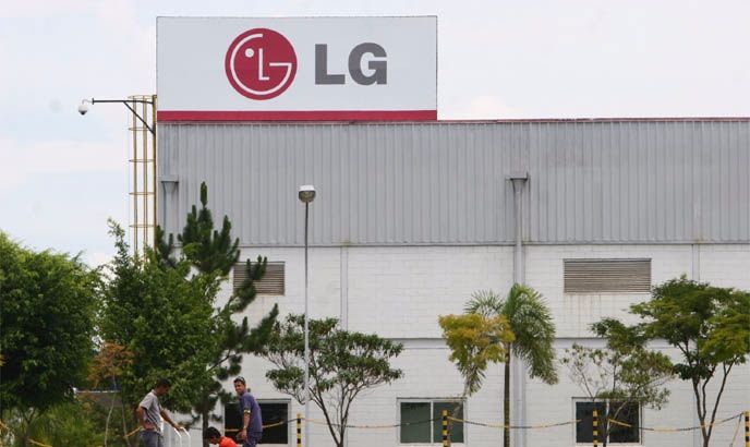 A LG de Taubaté tem 1,5 mil trabalhadores e produz celulares, TVs e produtos da linha branca