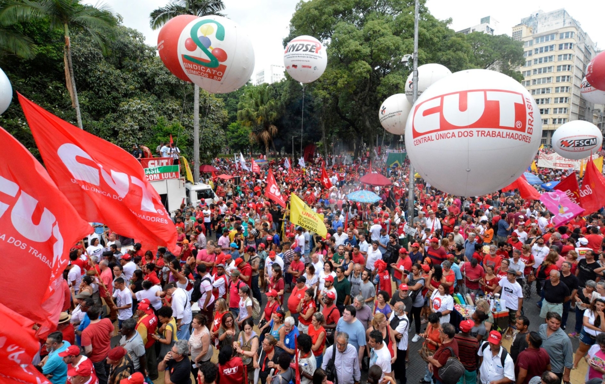 'O Brasil precisa de um governo que governe para a maioria e não apenas para 1% endinheirada da população'