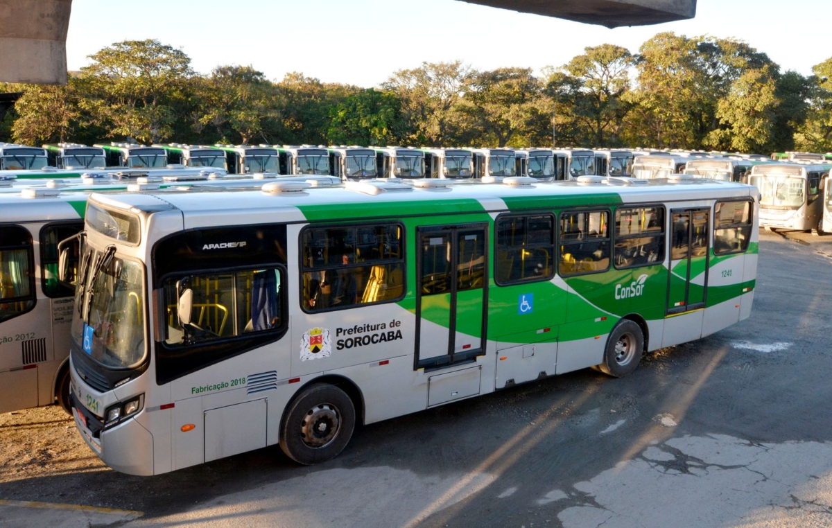 Os ônibus da Consórcio Sorocaba ficaram nas garagens até o fim da paralisação desta sexta-feira, 10 de agosto, por volta das 8h