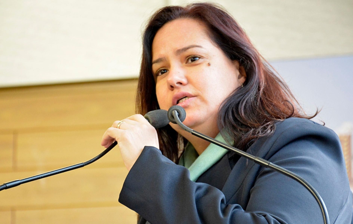 Emanuela Barros é advogada e luta pela defesa dos direitos das mulheres