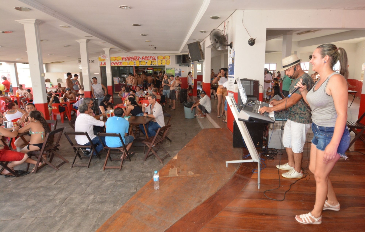 A apresentação do grupo será no espaço da lanchonete do Clube