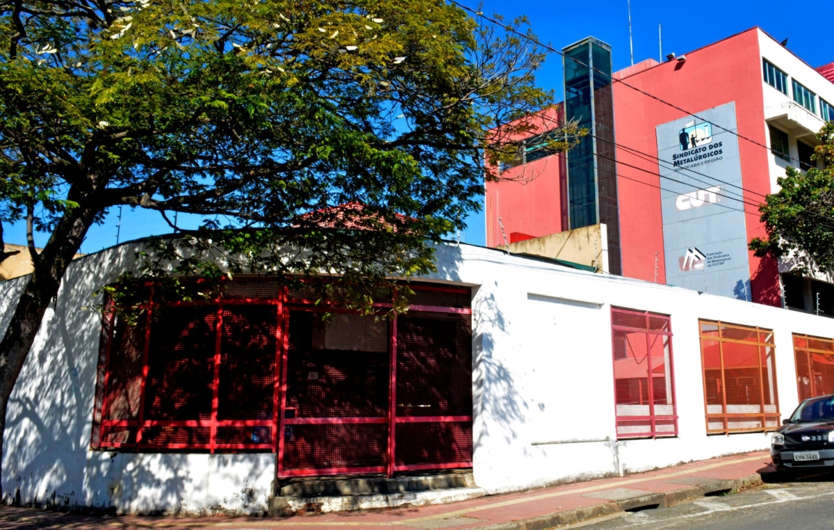 A sede do SMetal funciona de segunda a sexta-feira, das 8h30 às 18h, e fica na Rua Julio Hanser, nº 140, bairro Lageado