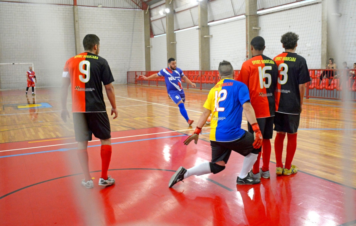 Disputa entre as equipes Canela de Pedreiros e InhakaPura, na rodada o último domingo, 10, no Clube de Campo do SMetal