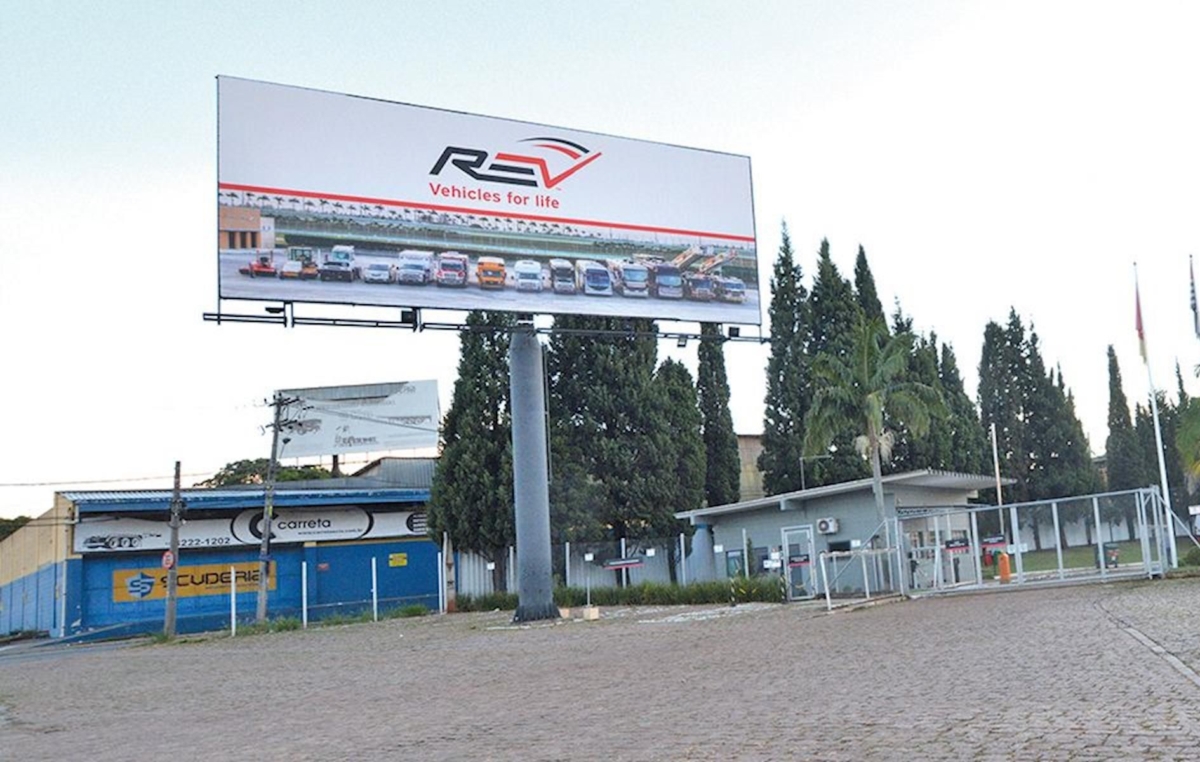 A REV do Brasil fabrica carros adaptados e fica na rodovia Raposo Tavares, em Sorocaba