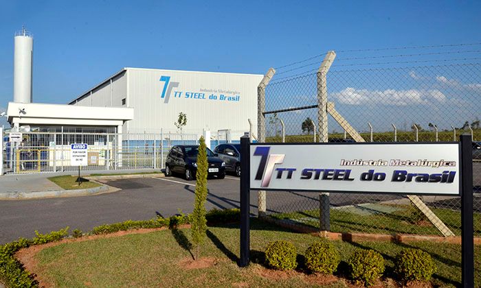 A TT Steel fica na nova zona industrial e faz cortes de chapas metálicas para a Toyota.