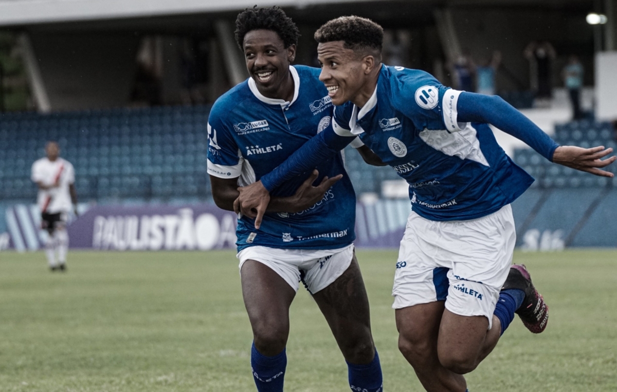 Bentão empatou aos 49 minutos com gol de Lucas Lima 