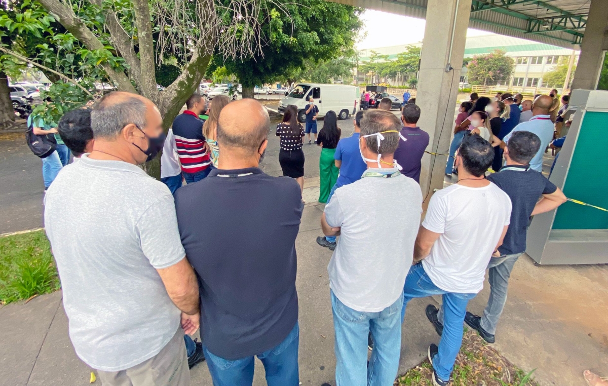 Assembleia com os trabalhadores mensalistas da Schaeffler aconteceu na manhã desta terça-feira, dia 8