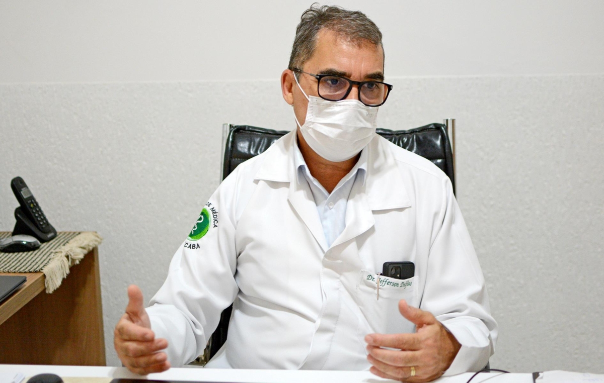 O médico ginecologista Jeffeson Delfino fala sobre os cuidados que a mulher precisa ter em casa fase da vida e defende a importância da vacina contra HPV