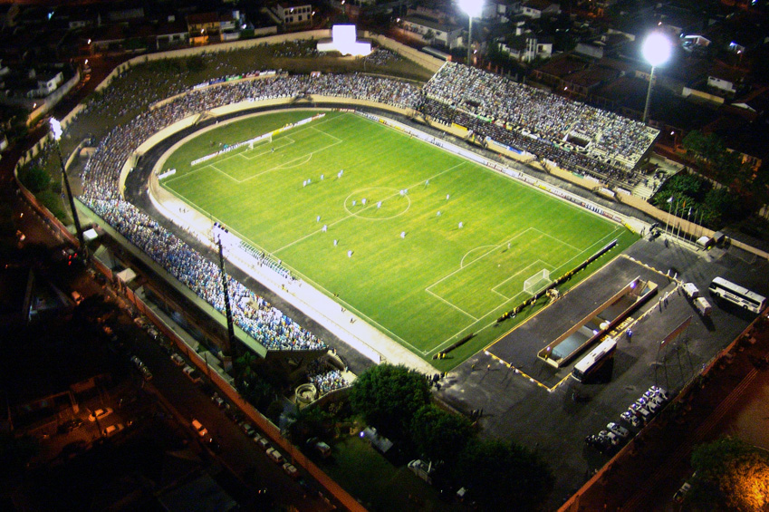 As duas equipes se enfrentarão no Estádio Municipal Walter Ribeiro (CIC), a partir das 15h deste sábado, 23