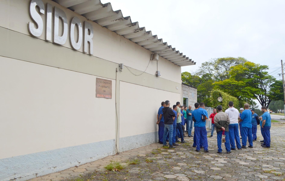 Empresa havia efetuado o pagamento de apenas 50% do vale-salário dos trabalhadores 