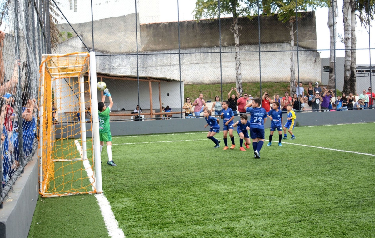 A estreia dos alunos do São Bento na 1ª Copa Amigol foi contra a Escolinha Ki-Gol Futebol Clube, em 22 de outubro