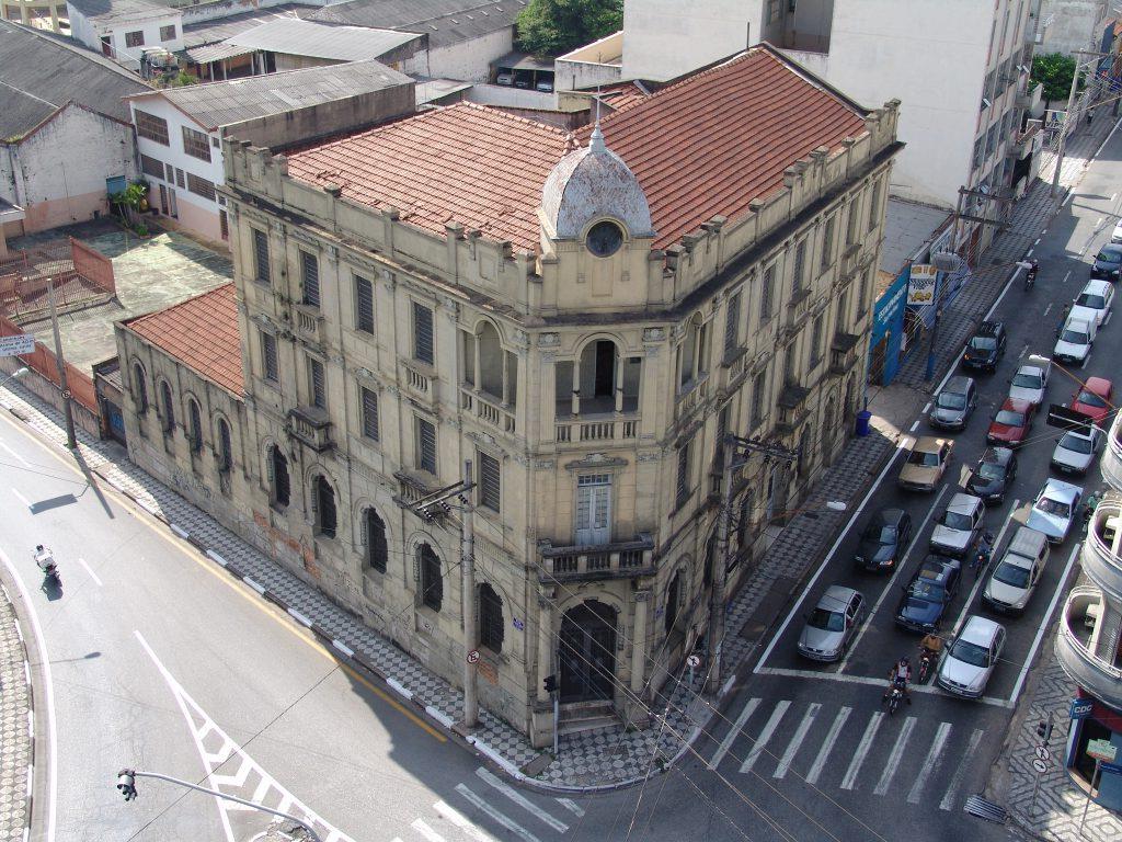 Secretaria da Habitação e Regularização Fundiária (Sehab) funciona na rua Souza Pereira, 448, no centro de Sorocaba