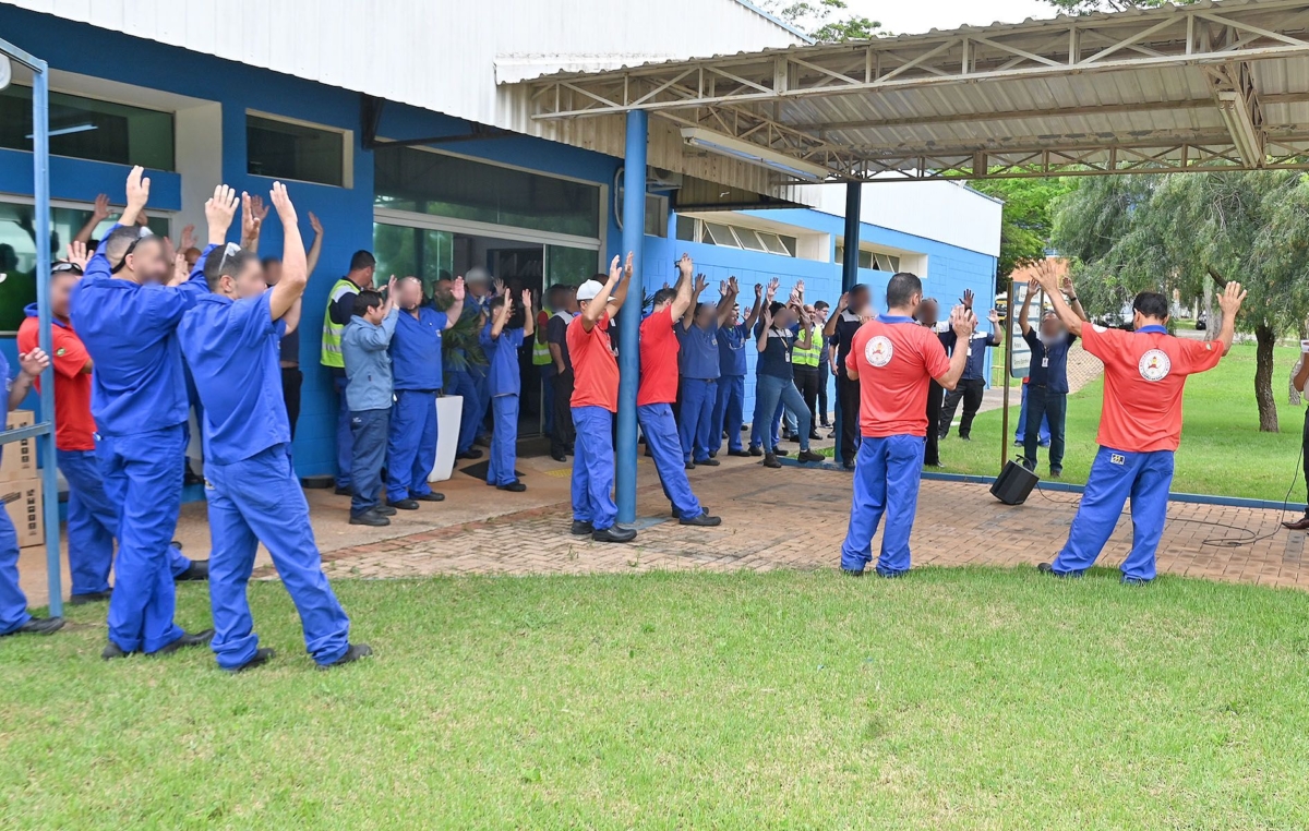 Assembleia de PPR na Moura foi realizada na manhã desta terça-feira, dia 6, na fábrica, instalada em Itapetininha