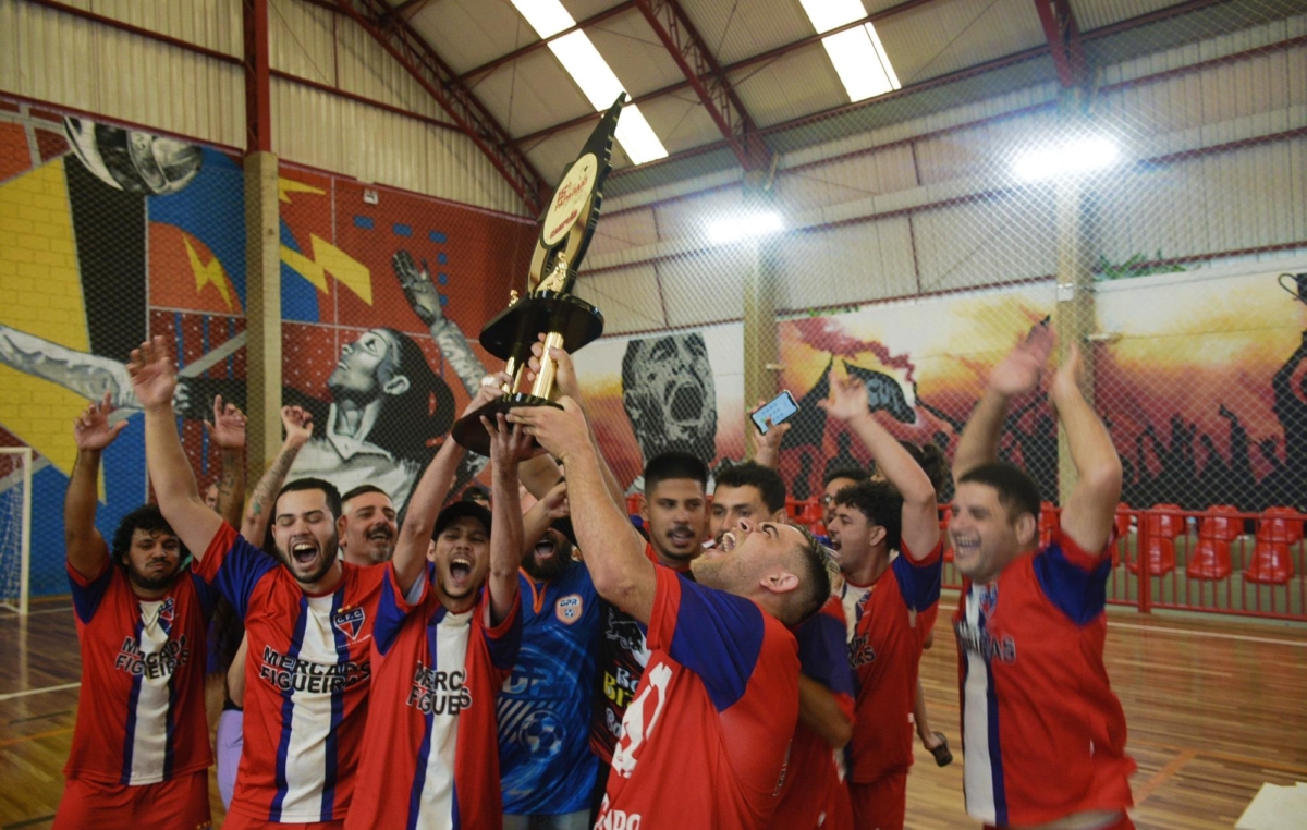 Nos pênaltis, DPR foi consagrada campeã da 15ª Taça Papagaio de Futsal