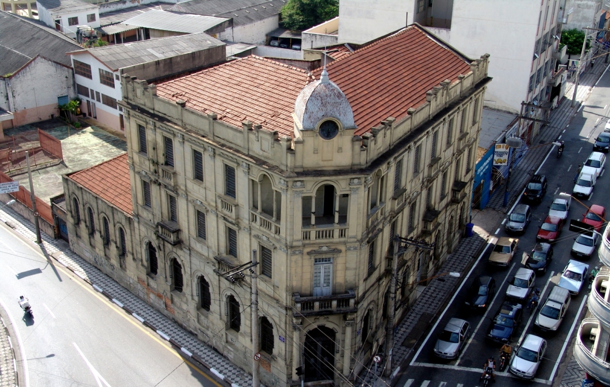 Sorocaba conta com a Secretaria da Habitação e Regularização Fundiária, localizada no centro da cidade