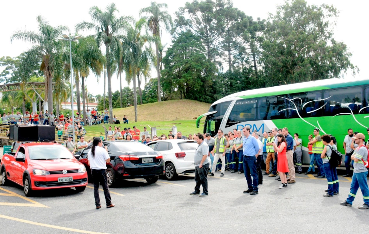 Empresa fica localizada em Piedade e tem cerca de 400 trabalhadores 